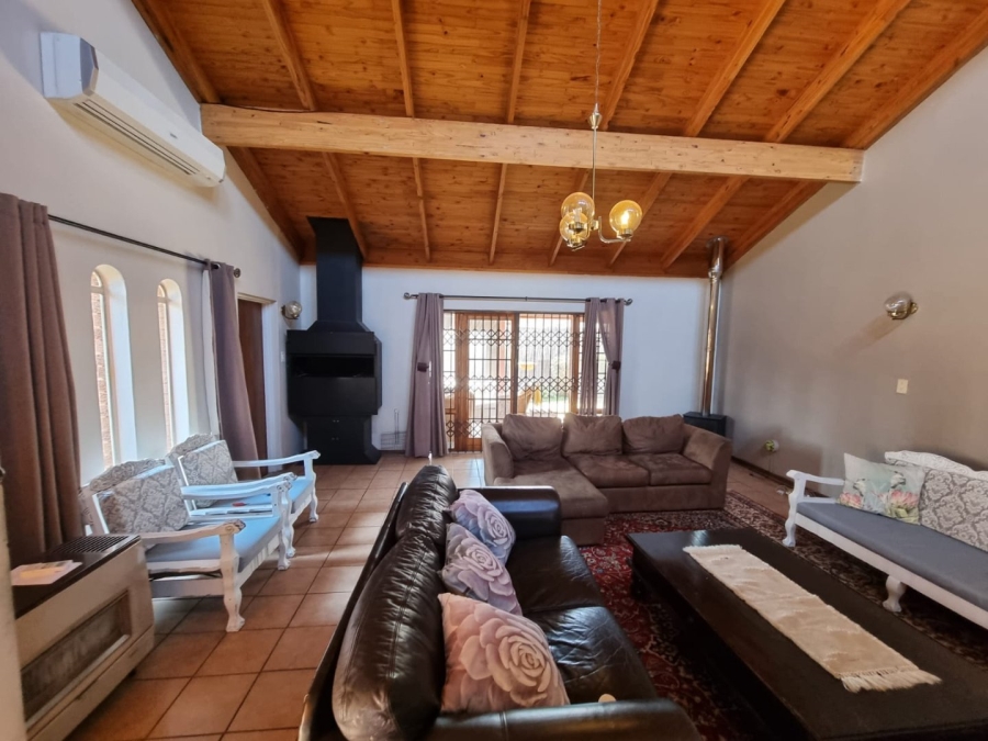 To Let 3 Bedroom Property for Rent in La Provance Free State